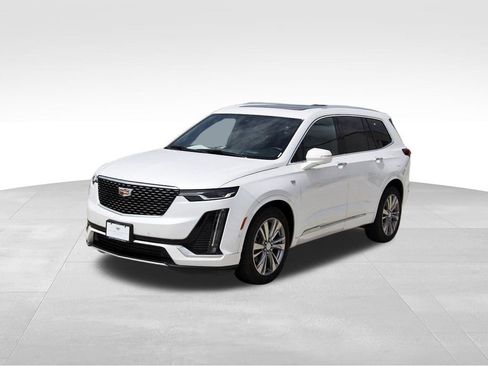 New 2024 Cadillac XT6 Premium Luxury w/ Technology Package FWD image 2