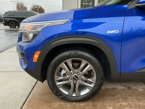 Used 2023 Kia Seltos S w/ Navigation Package image 25