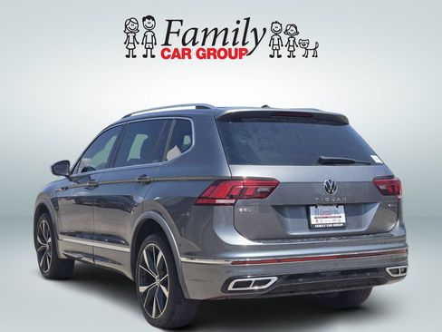 Used 2023 Volkswagen Tiguan SEL R-Line AWD/4WD image 3