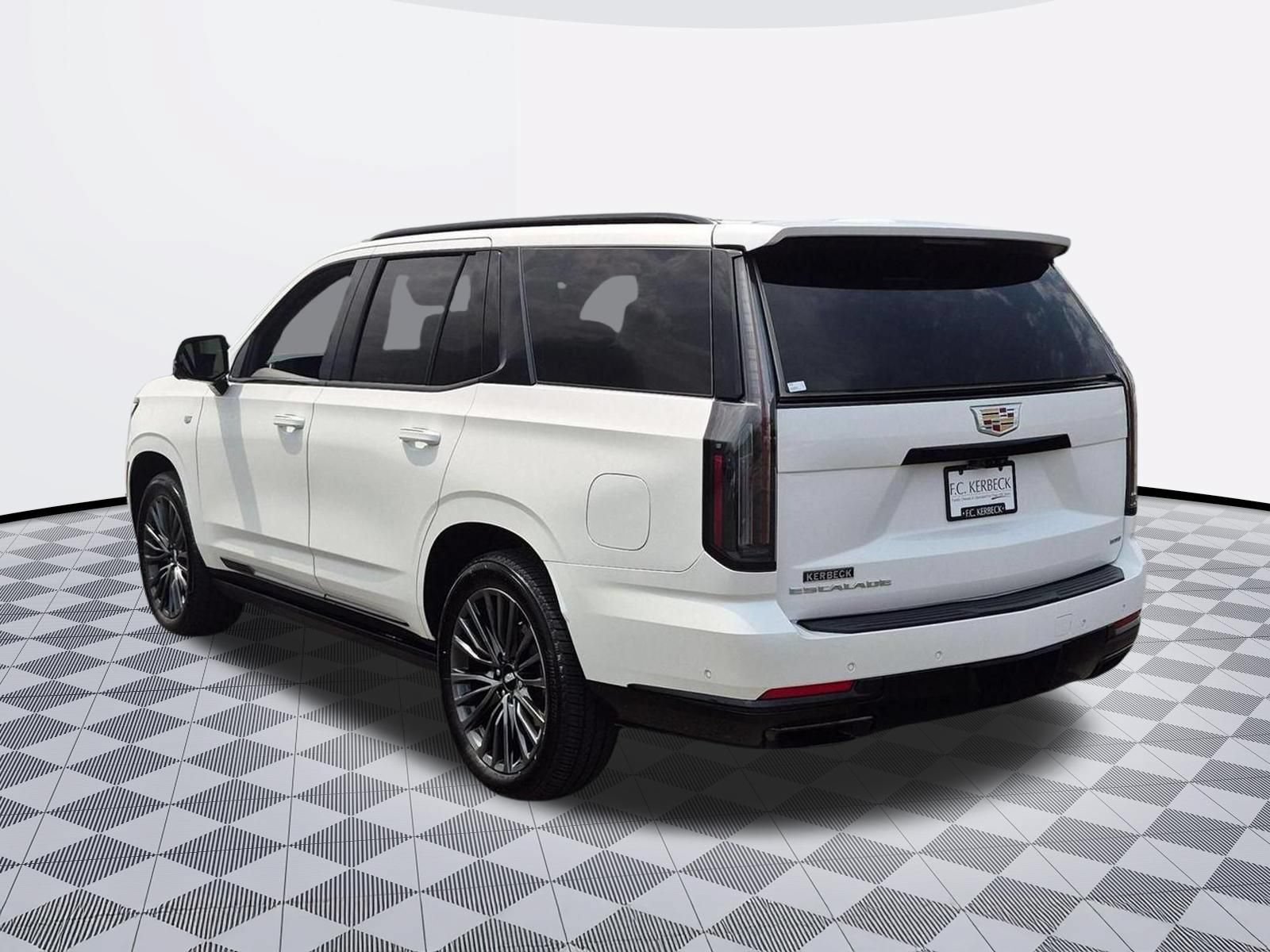 Certified 2025 Cadillac Escalade Sport Platinum w/ LPO, Floor Liner Package AWD/4WD image 5