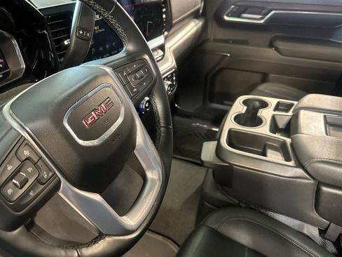 Used 2024 GMC Sierra 1500 SLT AWD/4WD image 14