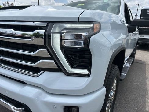 New 2026 Chevrolet Silverado 2500 High Country w/ Technology Package AWD/4WD image 9