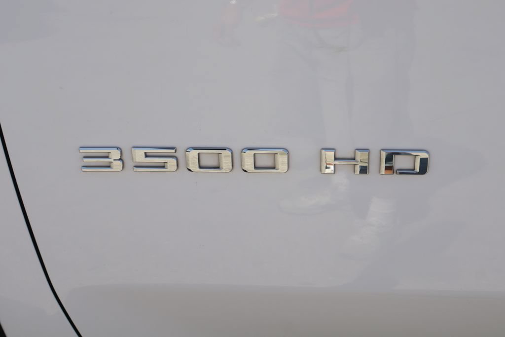 Used 2022 Chevrolet Silverado 3500 LT w/ Convenience Package AWD/4WD image 55