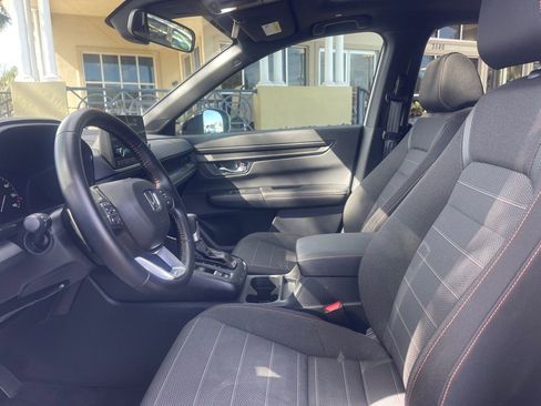 Used 2025 Honda CR-V Sport image 10
