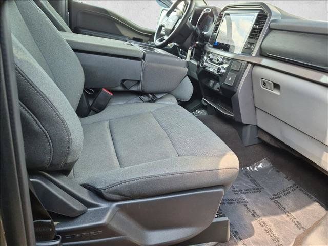 Certified 2025 Ford F150 XLT w/ Equipment Group 301A Standard RWD image 19