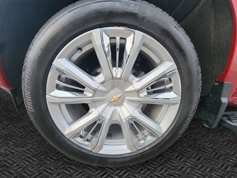 Used 2023 Chevrolet Silverado 1500 High Country AWD/4WD image 11
