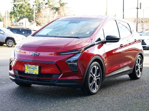 Used 2022 Chevrolet Bolt LT w/ Infotainment Package image 1