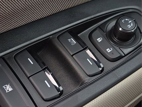 New 2026 Subaru Forester AWD/4WD image 16