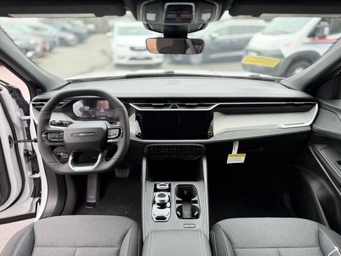 New 2026 Jeep Cherokee Laredo image 9