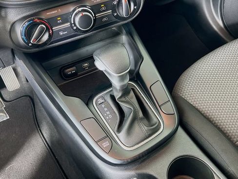 Used 2024 Kia Soul LX w/ Option Group 015 FWD image 20