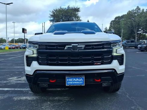 Used 2025 Chevrolet Silverado 1500 LT Trail Boss w/ LT Trail Boss Premium Package AWD/4WD image 14