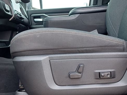 Used 2026 RAM 2500 Big Horn AWD/4WD image 6