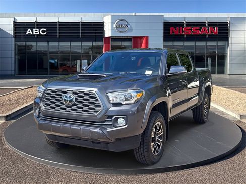 Used 2021 Toyota Tacoma TRD Sport w/ Technology Package image 1
