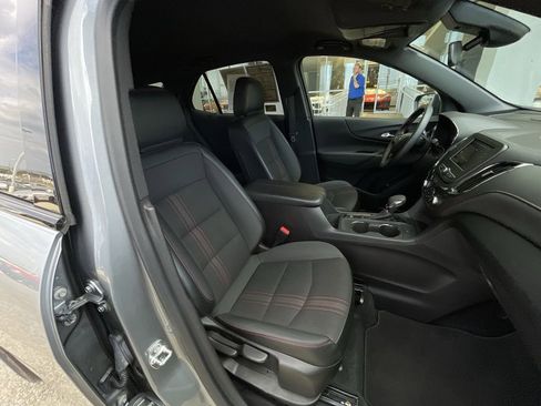 Certified 2024 Chevrolet Equinox RS FWD image 28