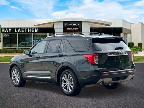 Used 2023 Ford Explorer Limited w/ Class IV Trailer Tow Package AWD/4WD image 3
