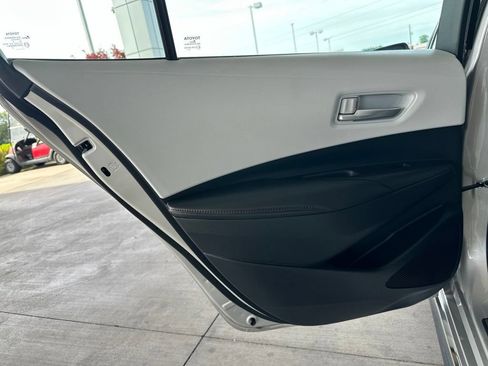 Used 2024 Toyota Corolla SE FWD image 18