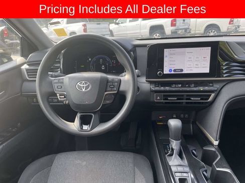 Used 2025 Toyota Camry LE FWD image 14