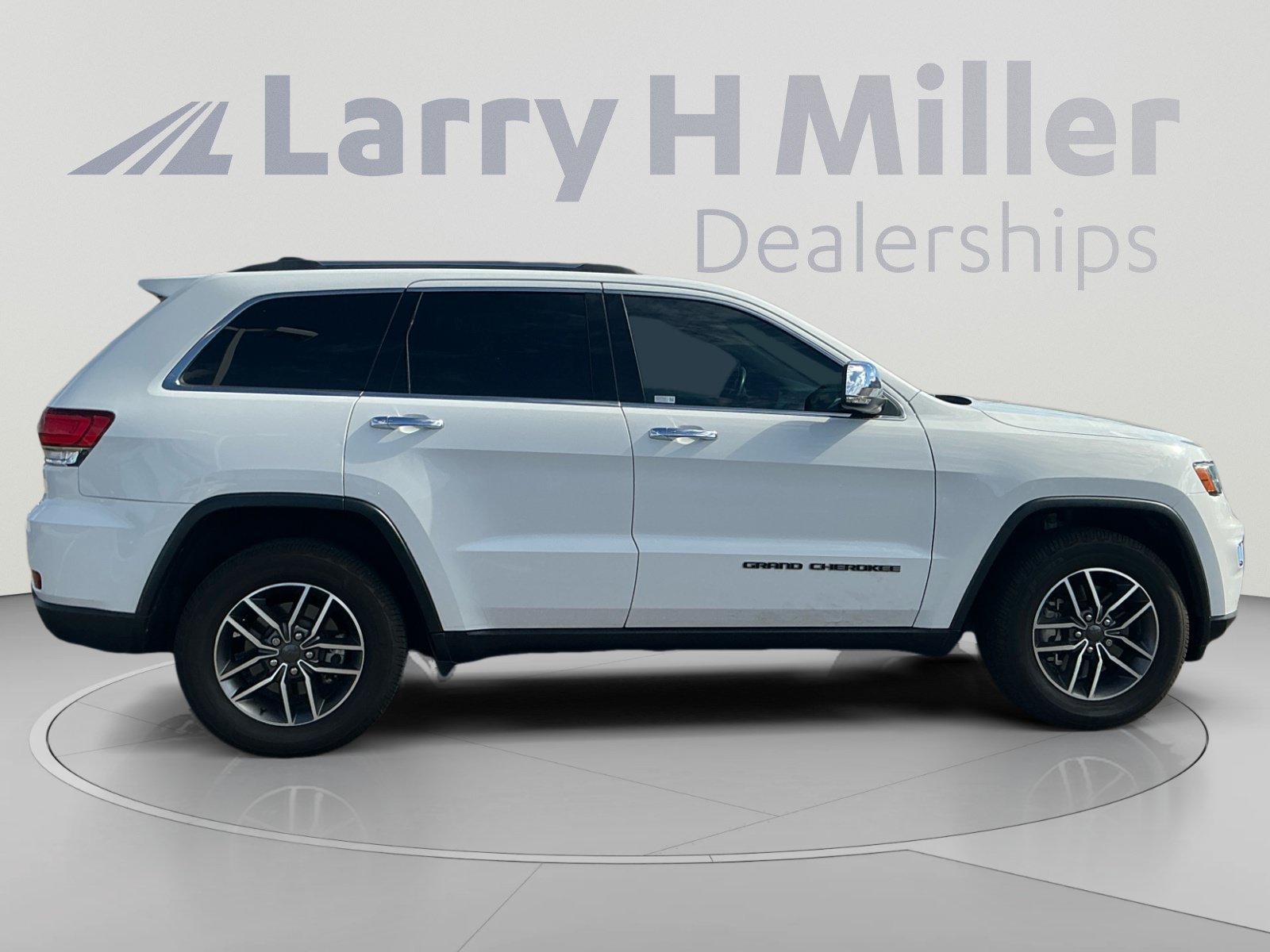 Used 2021 Jeep Grand Cherokee Limited w/ Trailer Tow Group IV RWD image 6