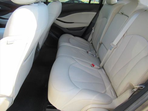 Used 2019 Buick Envision Preferred image 26