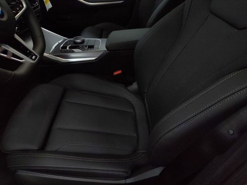 Used 2026 BMW 330i xDrive Sedan w/ M Sport Package image 19