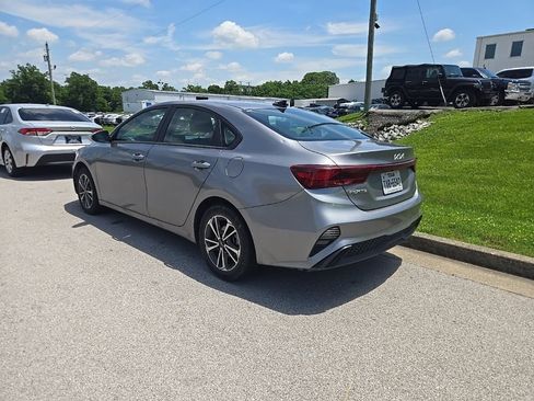 Used 2024 Kia Forte LXS FWD image 4
