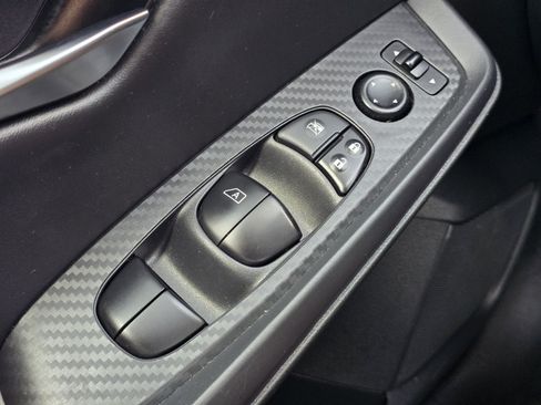 Used 2020 Nissan Sentra SV FWD image 23