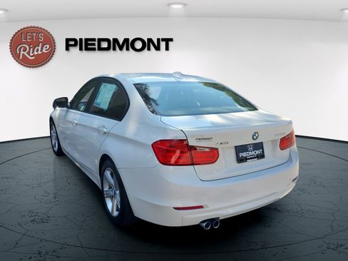 Used 2013 BMW 328i xDrive Sedan AWD/4WD image 6