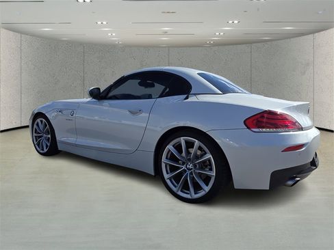 Used 2015 BMW Z4 sDrive35i image 5