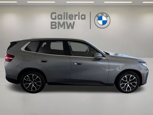 Used 2025 BMW X3 xDrive30i w/ Premium Package AWD/4WD image 7