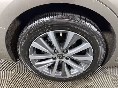 Used 2020 Lexus ES 300h w/ Premium Package image 13