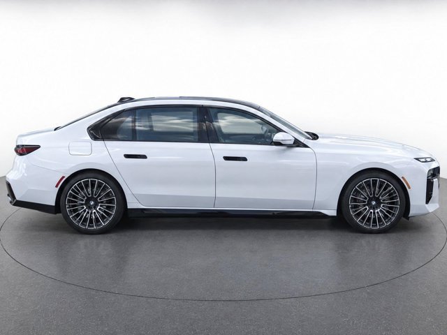 Used 2024 BMW 760i xDrive w/ Executive Package AWD/4WD image 8