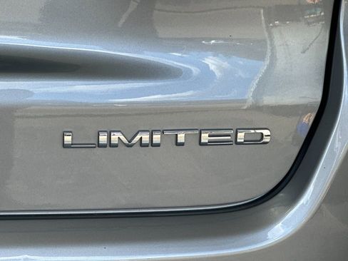 Used 2022 Jeep Compass Limited w/ Elite Group image 26