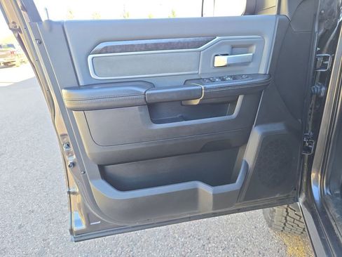 Used 2022 RAM 2500 Big Horn image 12