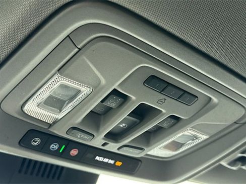 Used 2023 GMC Sierra 1500 Denali w/ Denali Reserve Package image 24