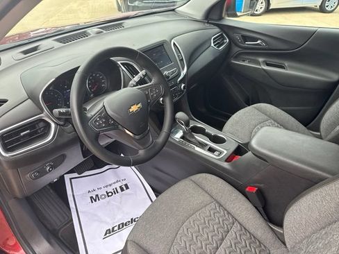 Used 2024 Chevrolet Equinox LT FWD image 18