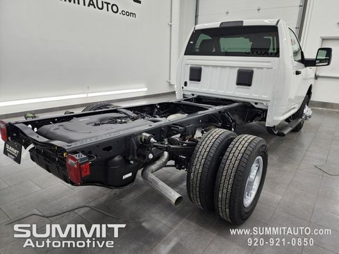 New 2026 RAM 3500 Tradesman w/ Chrome Appearance Group A image 4