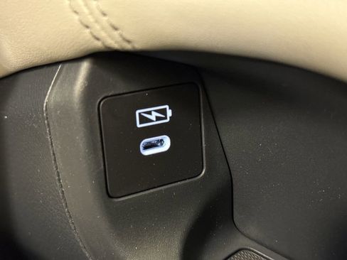 New 2026 Honda HR-V EX-L image 30