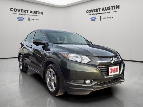 Used 2017 Honda HR-V EX image 7