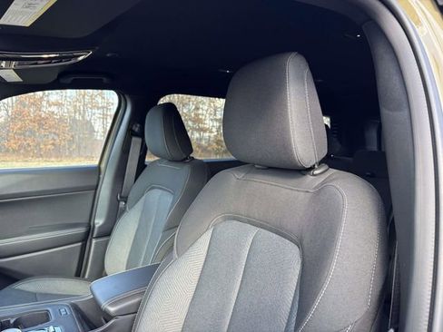 New 2026 Jeep Cherokee Laredo image 10