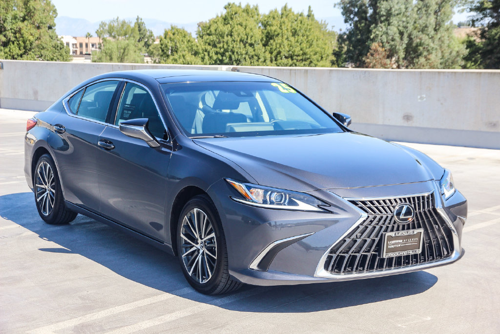 Certified 2025 Lexus ES 350 w/ Premium Package FWD image 3