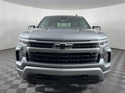 Used 2023 Chevrolet Silverado 1500 RST w/ Convenience Package II AWD/4WD image 4