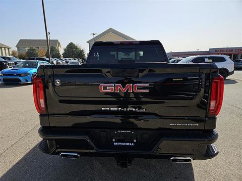 Used 2024 GMC Sierra 1500 Denali w/ Denali Reserve Package image 4