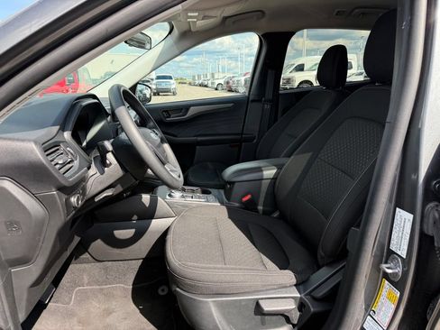 Used 2025 Ford Escape Active FWD image 8