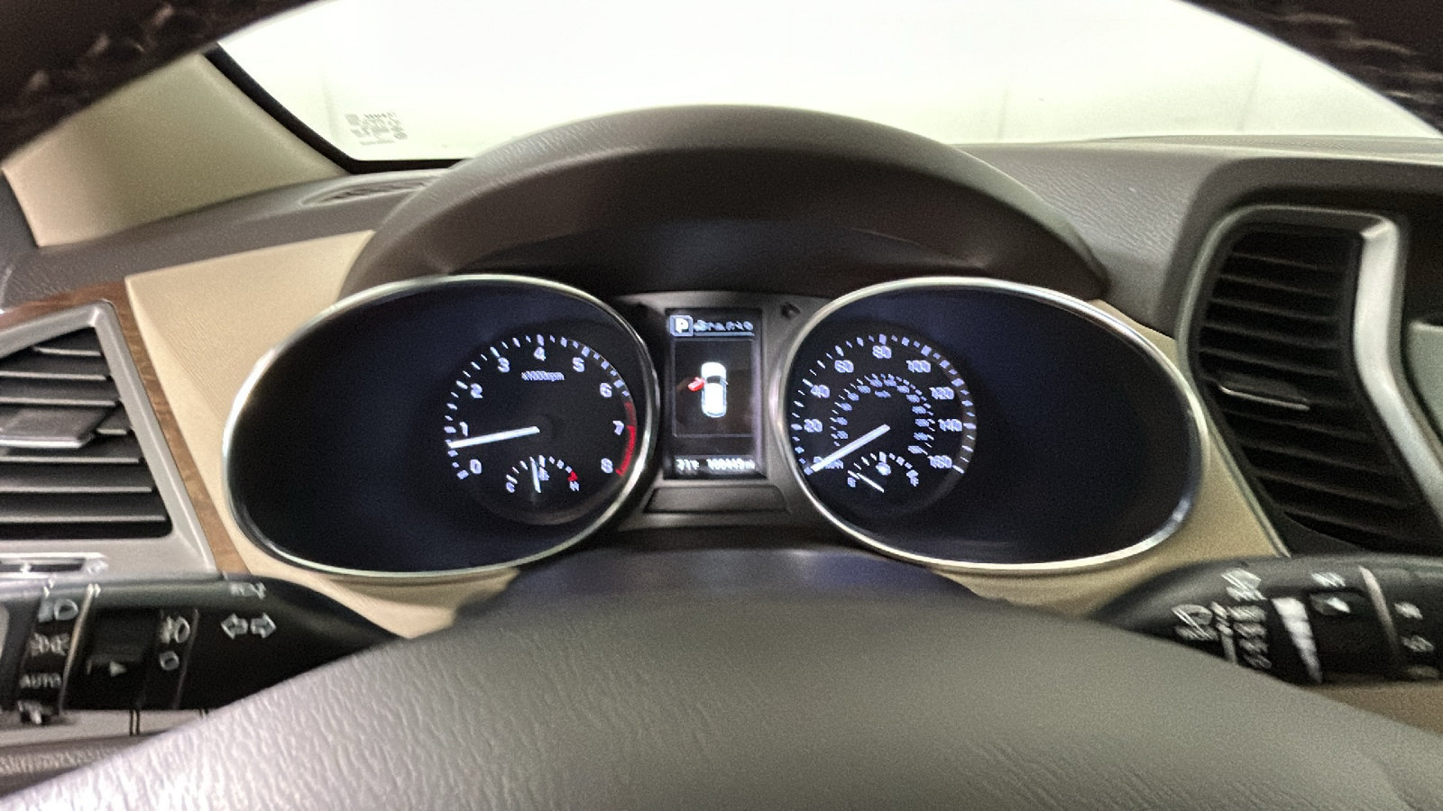 Used 2017 Hyundai Santa Fe Limited AWD/4WD image 22