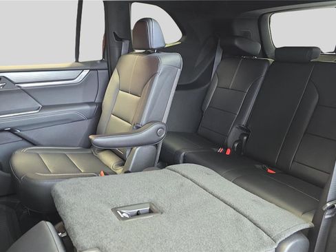 New 2026 GMC Acadia Elevation w/ Elevation Premium Package image 19