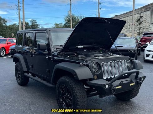Used 2018 Jeep Wrangler Unlimited Sport AWD/4WD image 38
