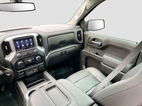 Used 2021 Chevrolet Silverado 1500 LTZ AWD/4WD image 22