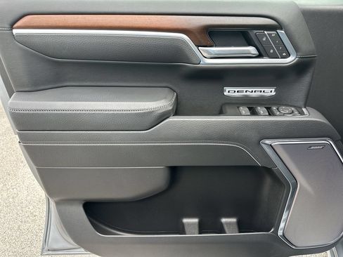 Certified 2025 GMC Sierra 1500 Denali AWD/4WD image 23