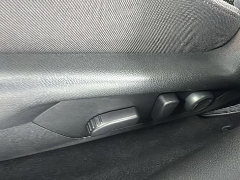 Certified 2024 Subaru Crosstrek 2.0i Premium image 13