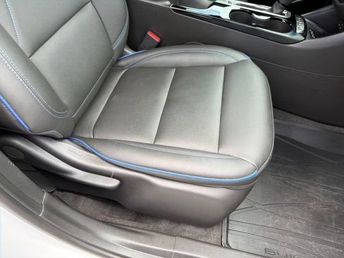 Used 2025 Buick Envista Sport Touring w/ Convenience I Package FWD image 26